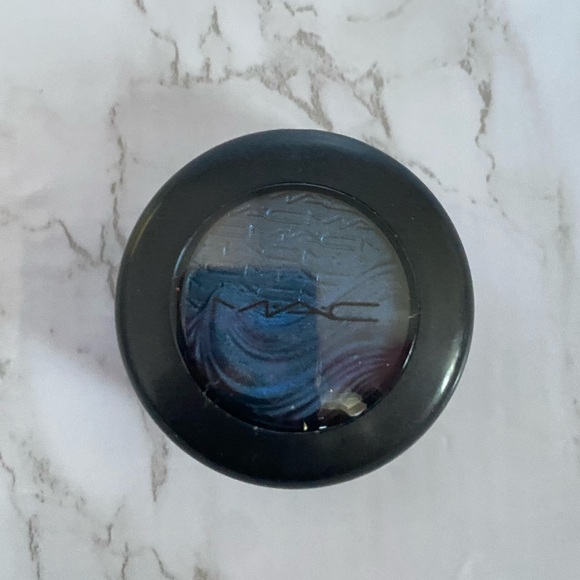 MAC Cosmetics Extra Dimension Eye Shadow - Picture 2 of 5